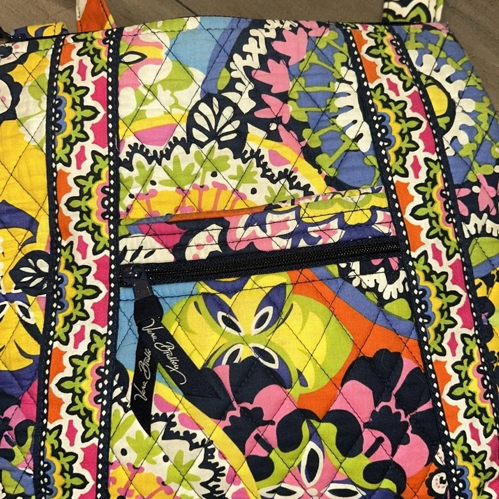 Vera Bradley Quilted Crossbody Bag Rio - Picture 2 of 6